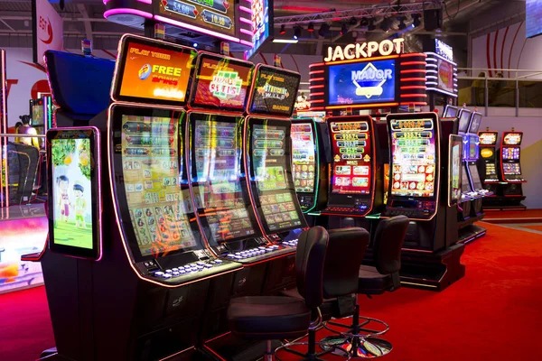 Payment and withdrawal options on mataharibet88 including DANA OVO GoPay QRIS